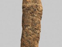 Aeg V 15 Seite 2  Aeg V 15, Theben, Tal der Könige, Gewickelte Leinenbinden, L 16,0 cm, B 2,2 cm, H 1,0 cm : Bestandskatalog Ägypten, Museumsfoto: Claus Cordes